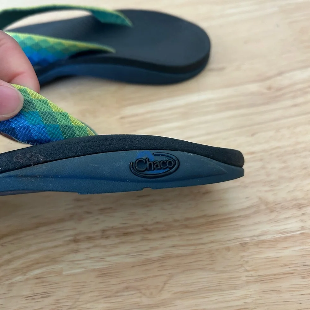 Chaco Flip Flops Sz 9 - Picture 4 of 7